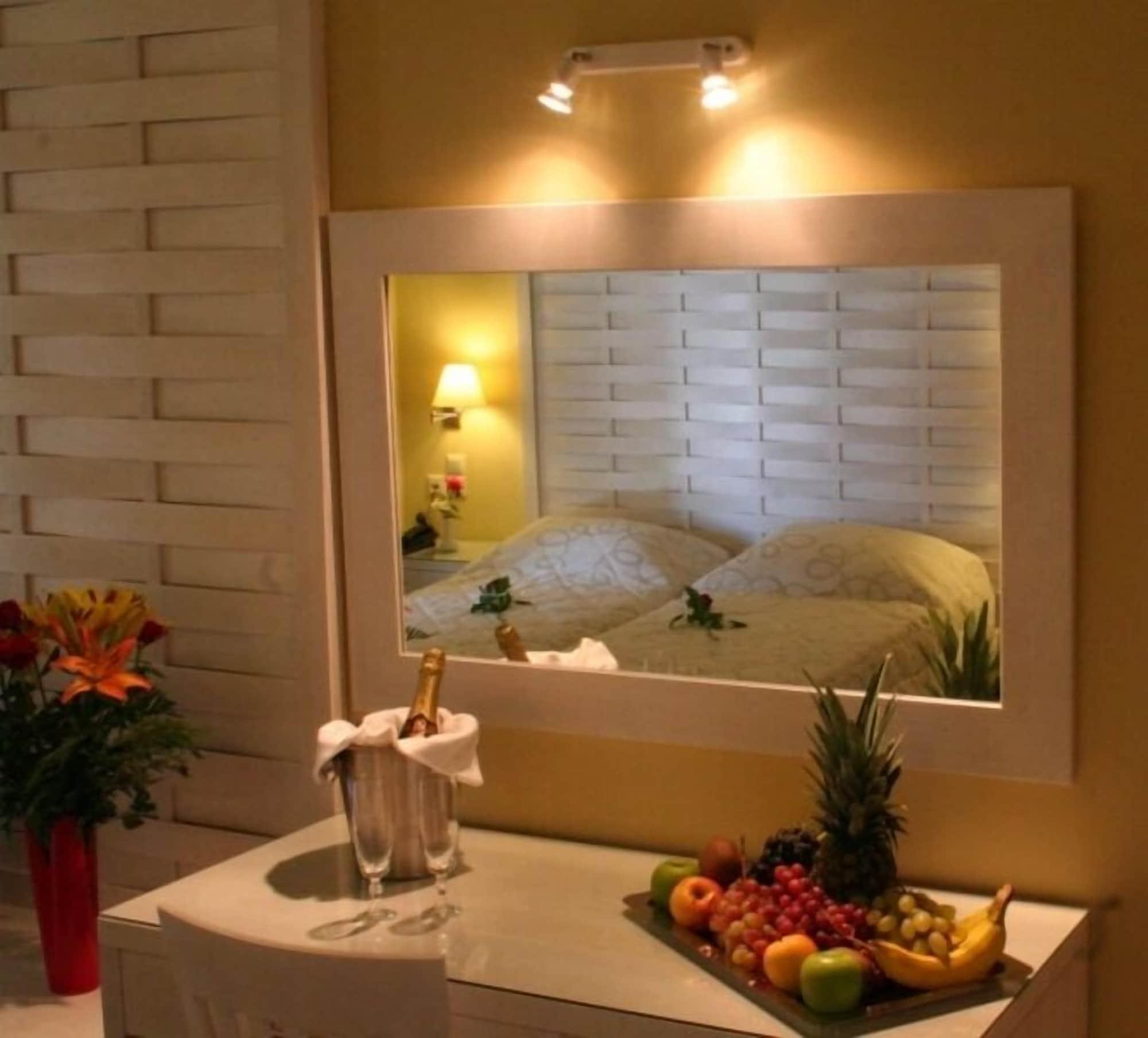 Aktaion Resort Gytheio Exteriör bild