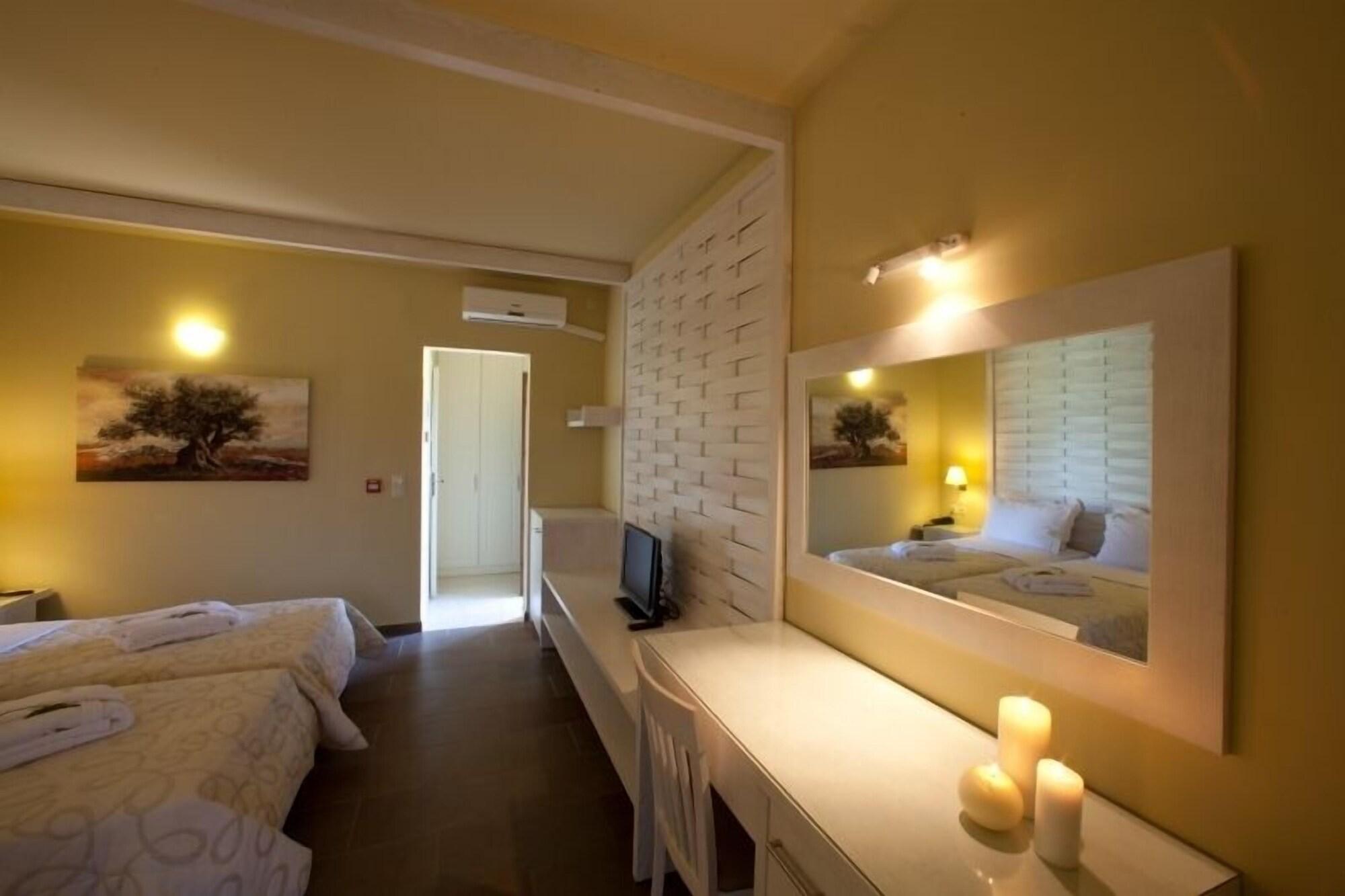 Aktaion Resort Gytheio Exteriör bild