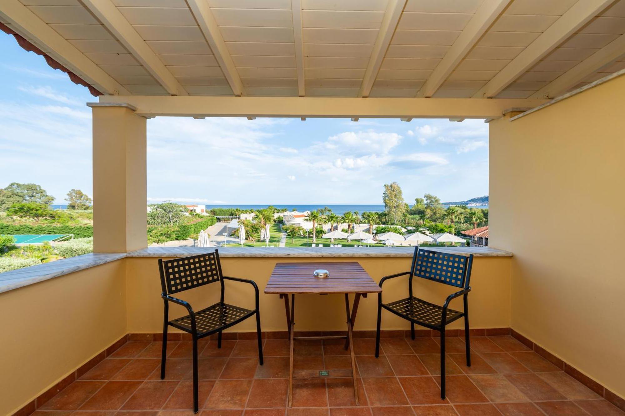 Aktaion Resort Gytheio Exteriör bild