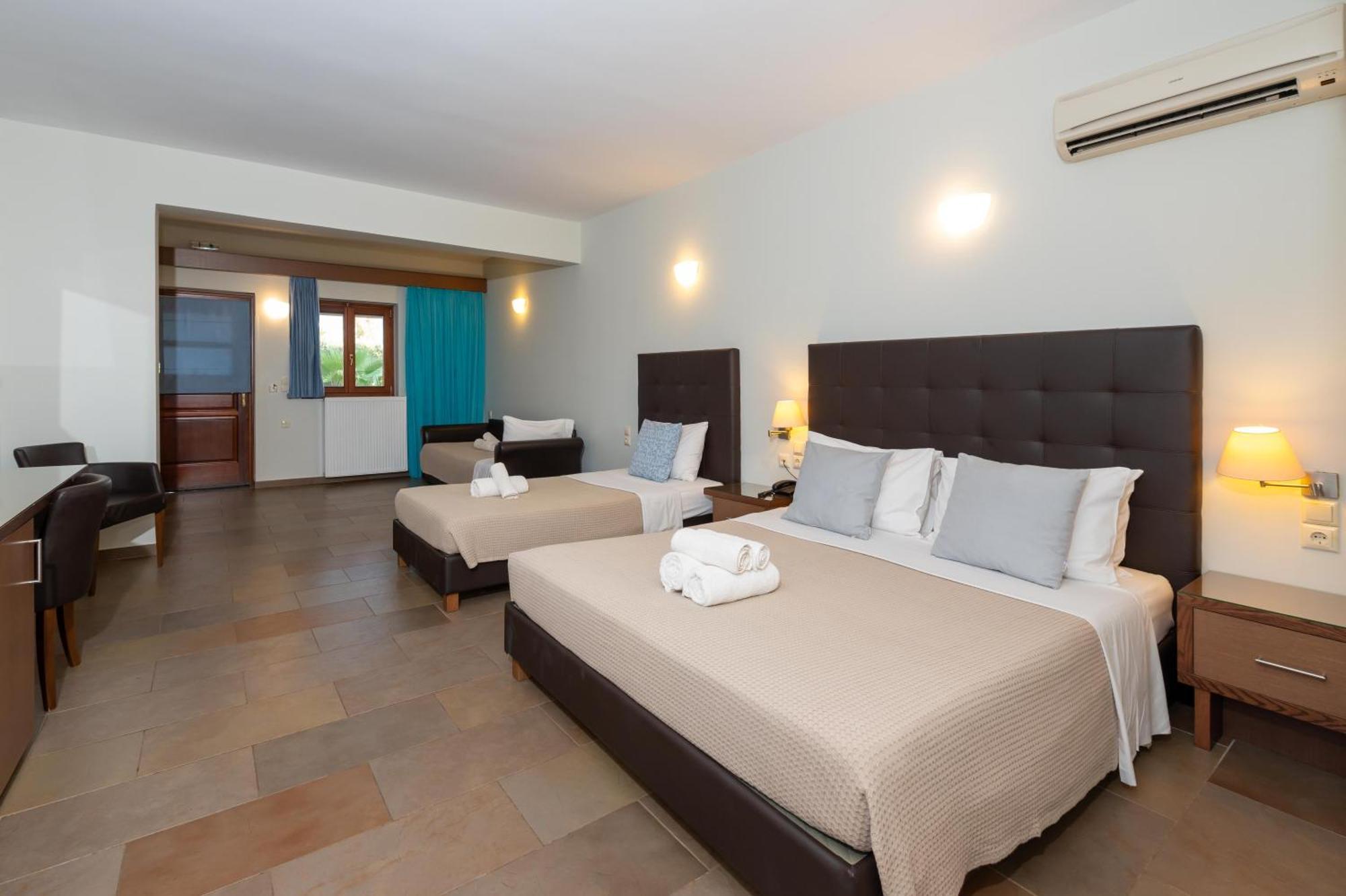 Aktaion Resort Gytheio Exteriör bild