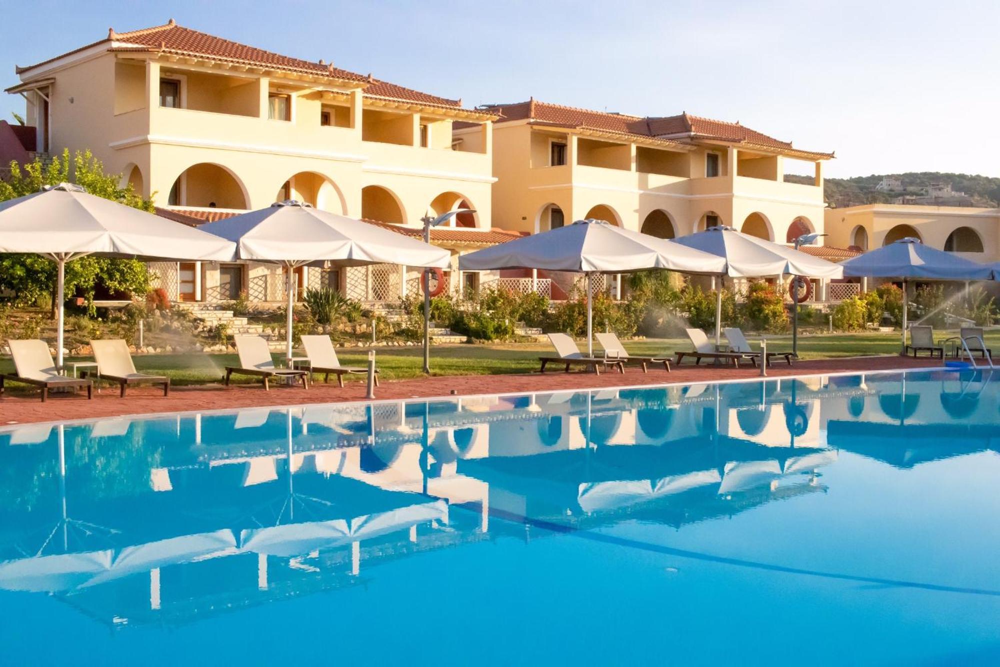 Aktaion Resort Gytheio Exteriör bild