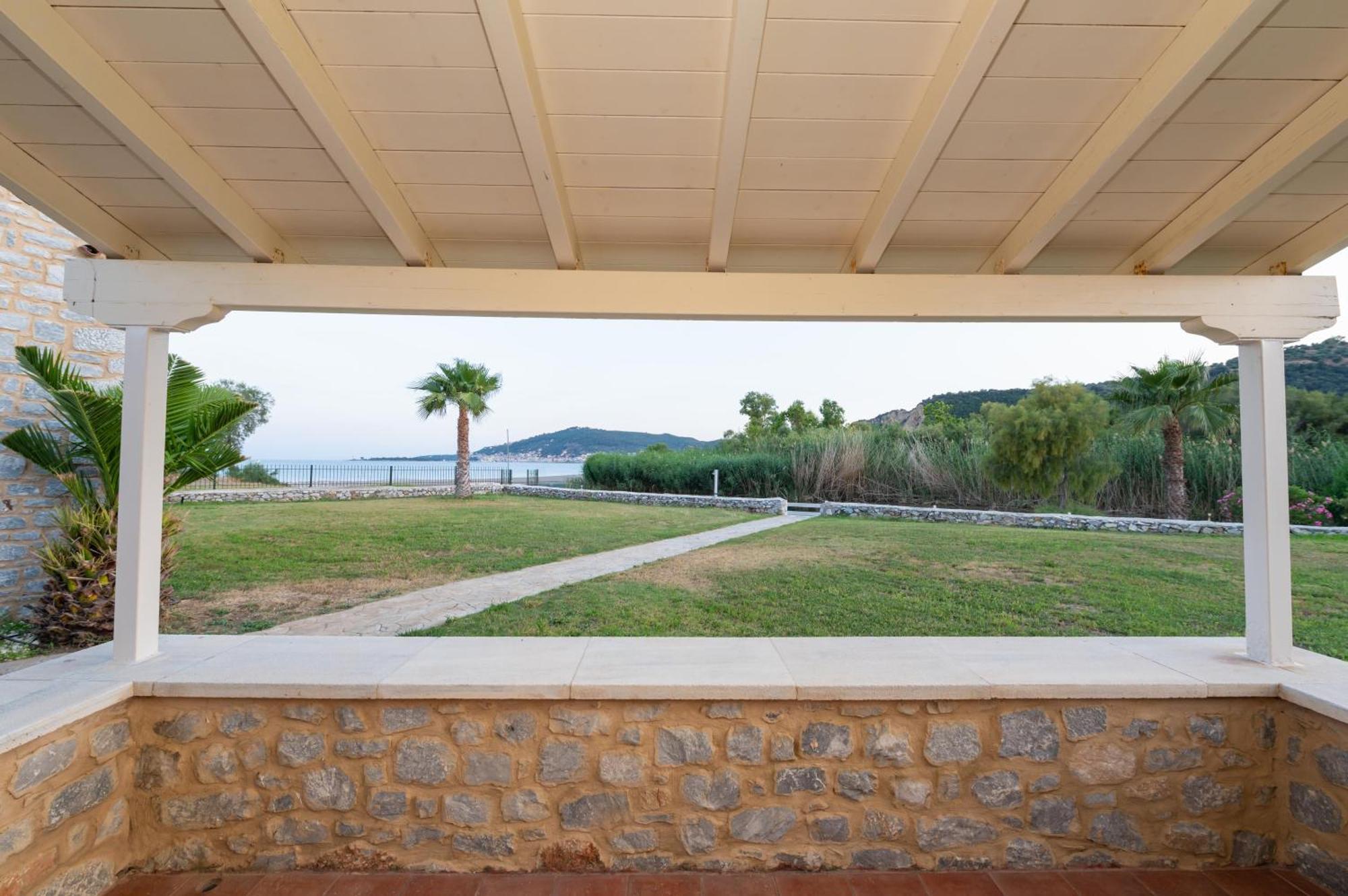 Aktaion Resort Gytheio Exteriör bild