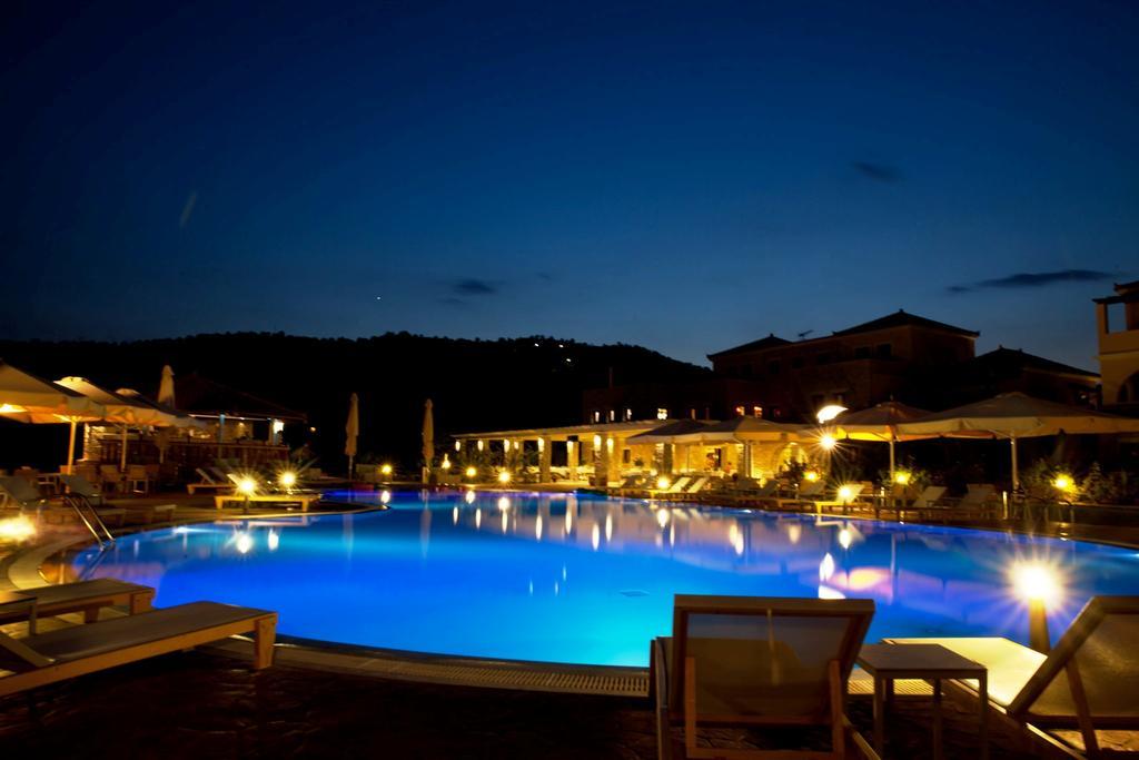 Aktaion Resort Gytheio Exteriör bild