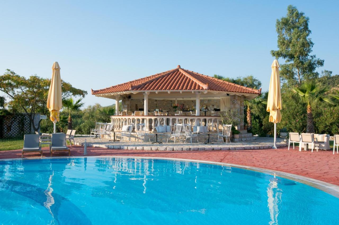 Aktaion Resort Gytheio Exteriör bild