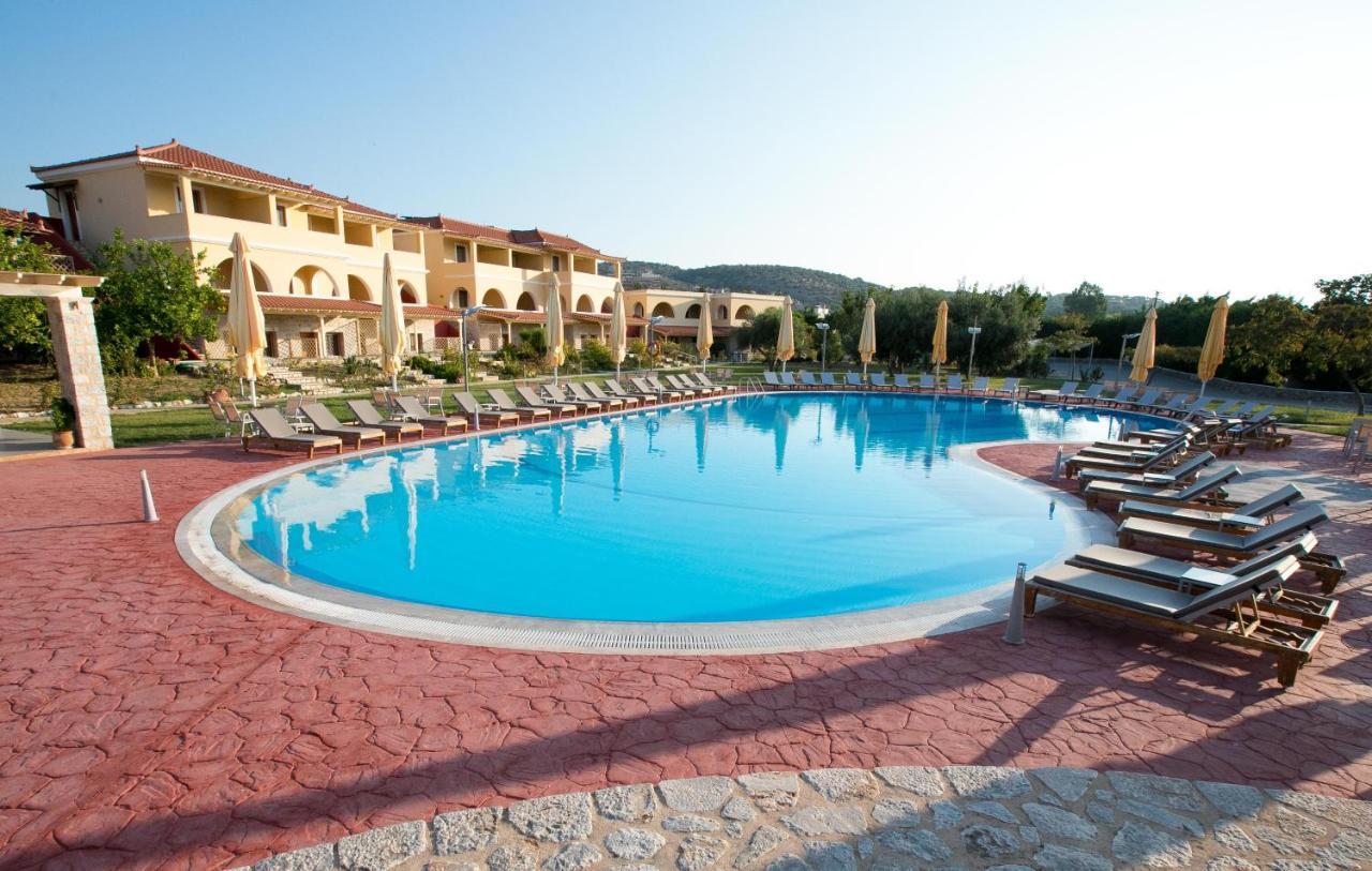 Aktaion Resort Gytheio Exteriör bild